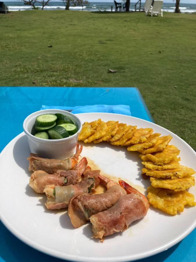 Las Lajas Beach Resort Luaran gambar