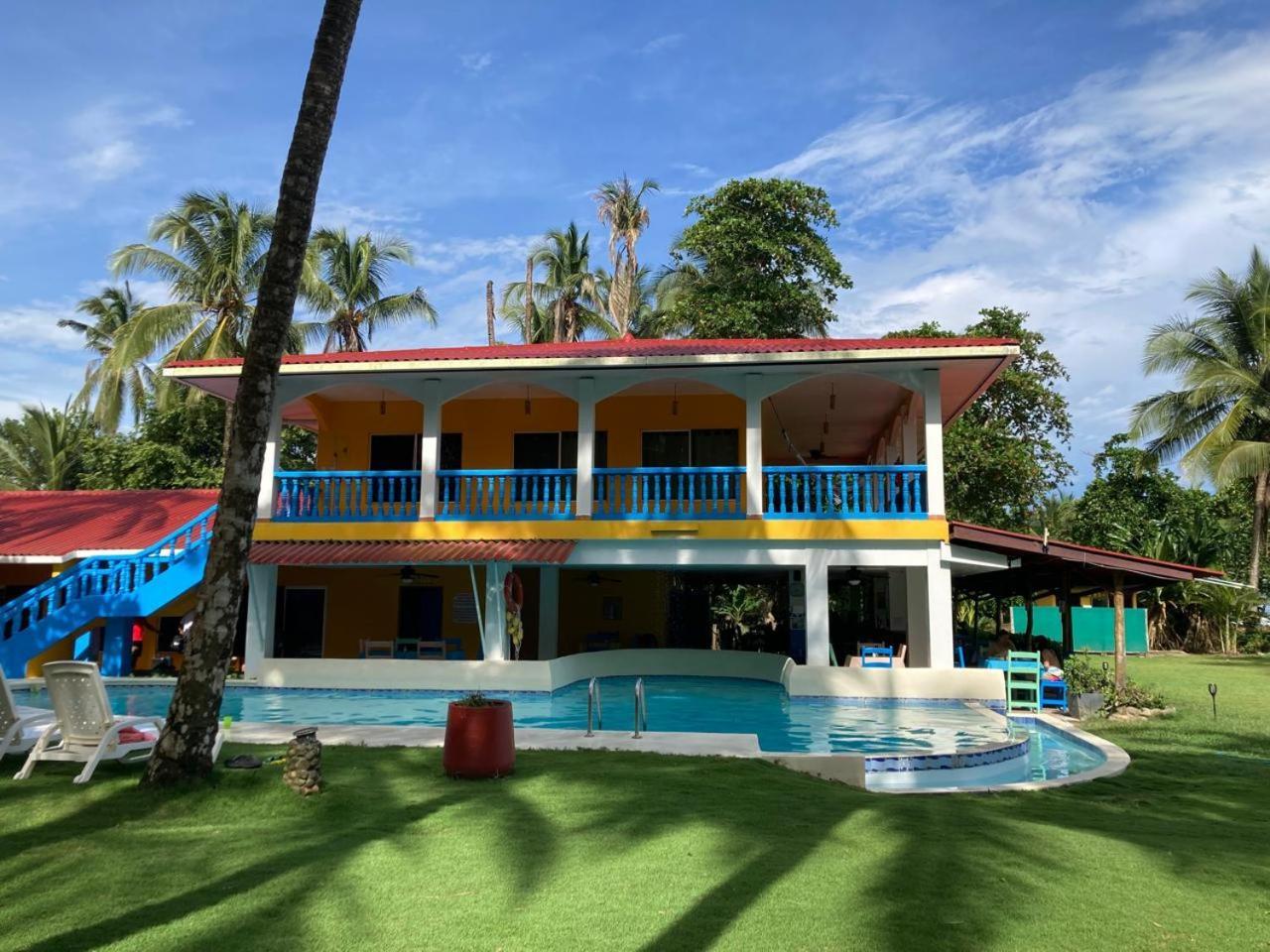 Las Lajas Beach Resort Luaran gambar