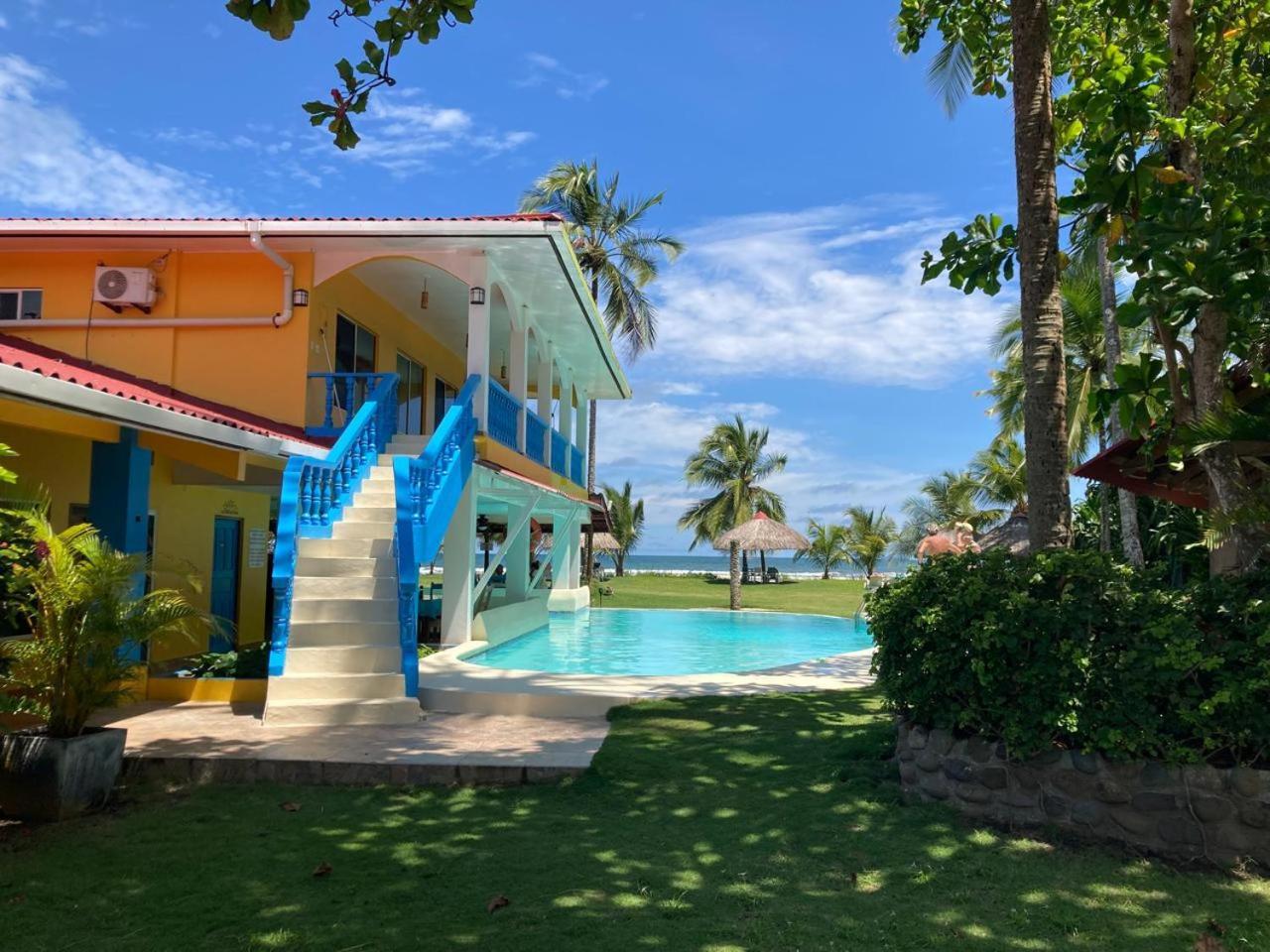 Las Lajas Beach Resort Luaran gambar