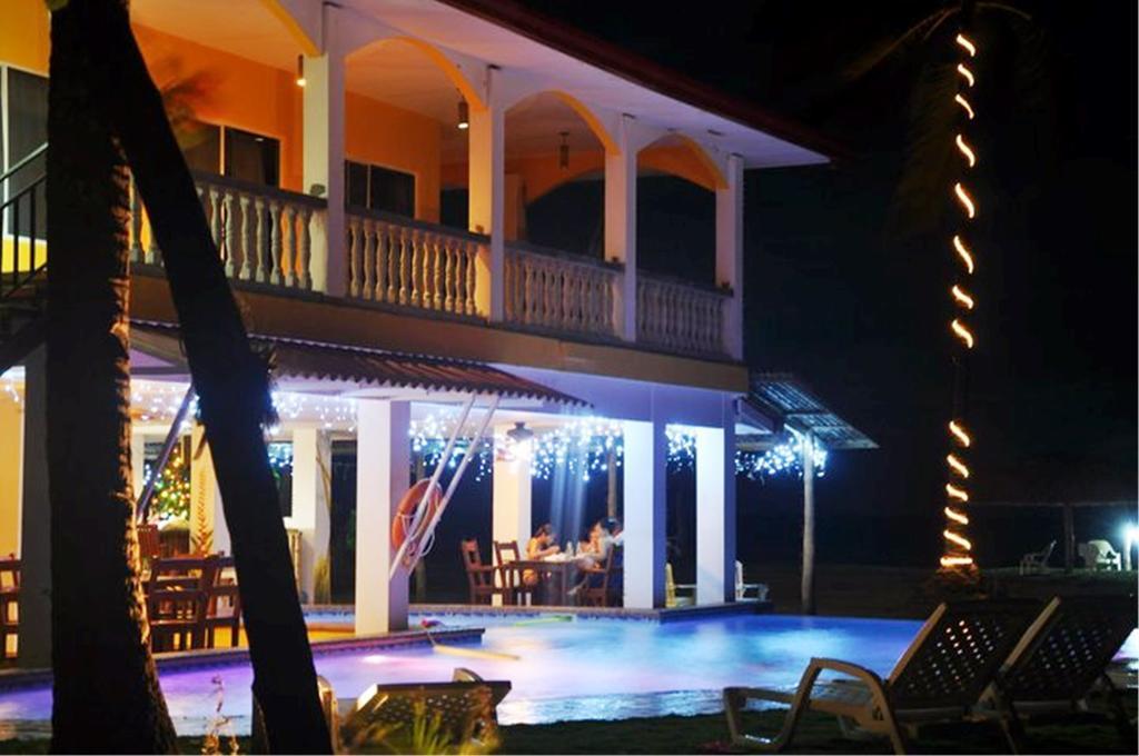 Las Lajas Beach Resort Bilik gambar